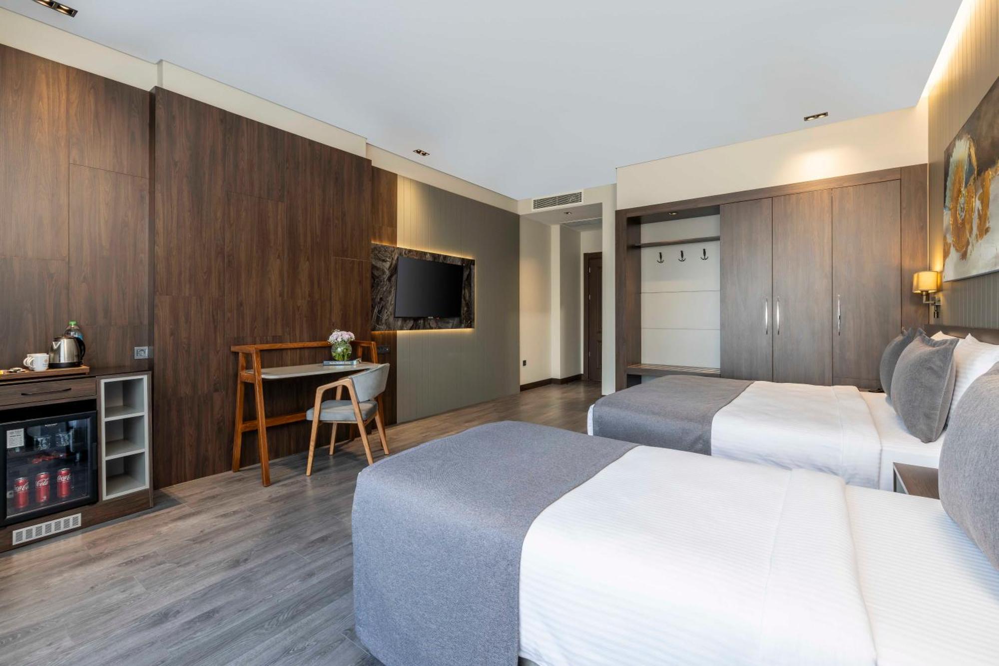 Ezkar Bathonea Art Istanbul Hotel Buitenkant foto