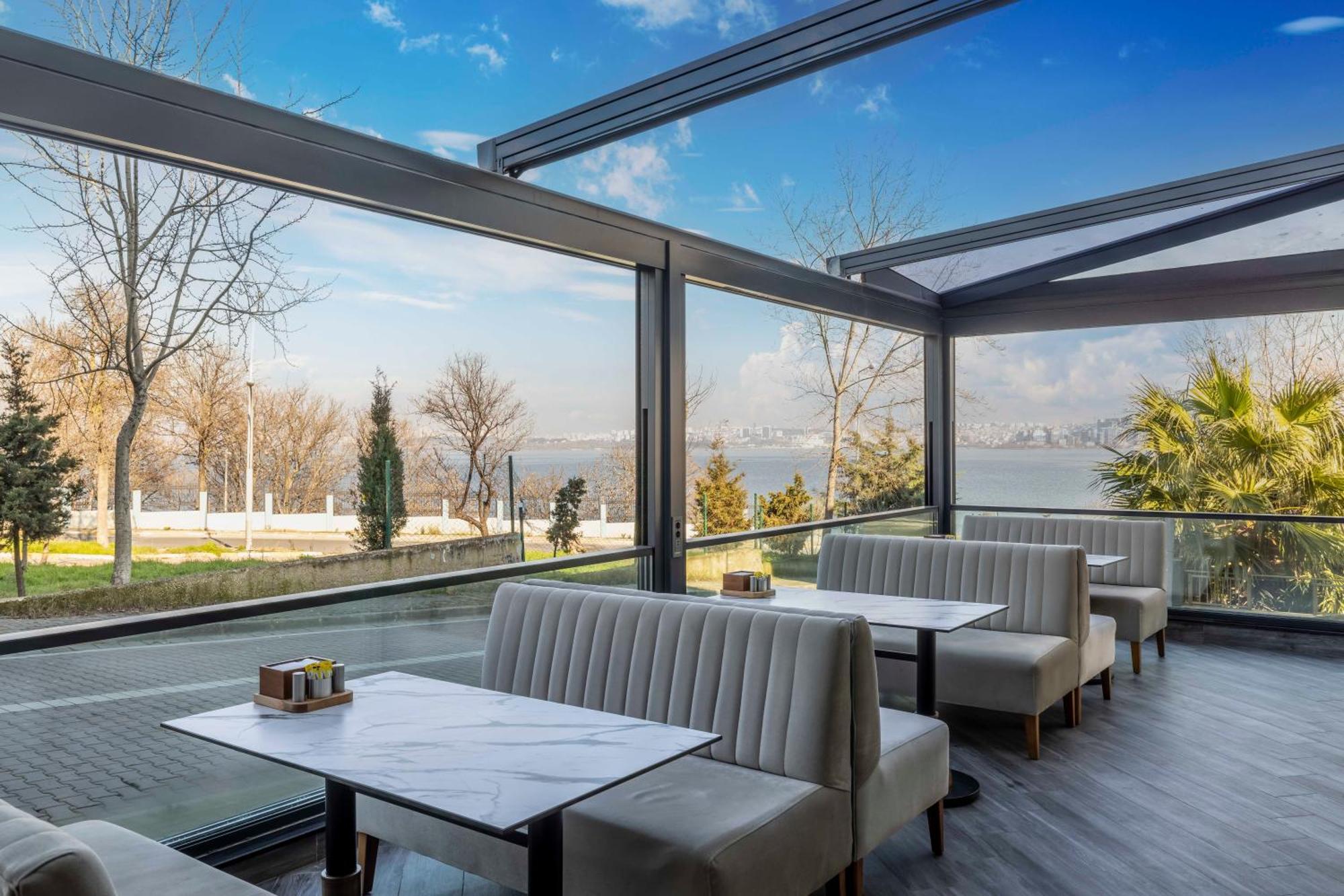 Ezkar Bathonea Art Istanbul Hotel Buitenkant foto