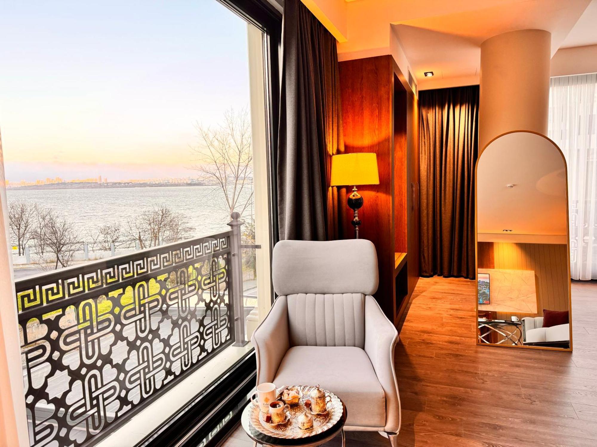 Ezkar Bathonea Art Istanbul Hotel Buitenkant foto